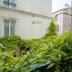 Hotel Nouvel 3*